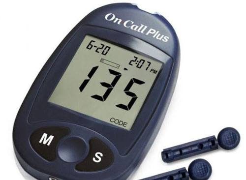 máy đo đường huyết on call plus