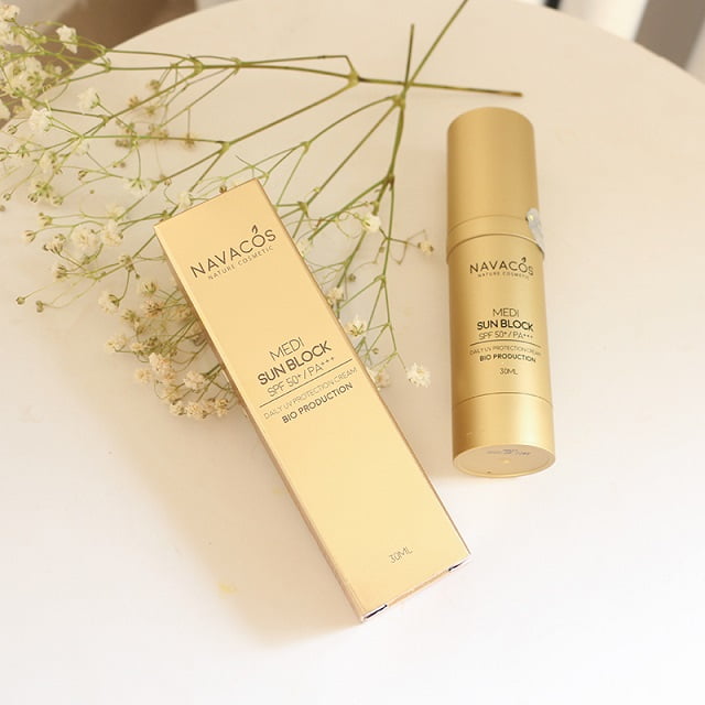Kem chống nắng vật lý Novacos Medi Sunblock Kem chống nắng vật lý Novacos Medi Sunblock